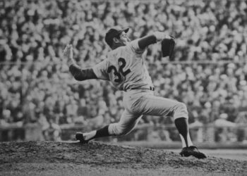 Was Sandy Koufax right to skip the 1963 World Series opener?