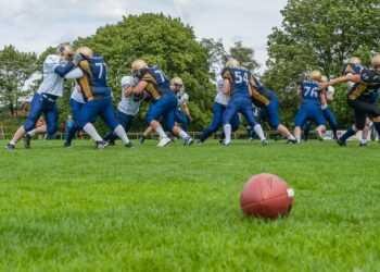 Who were the first winners of the first ever Super Bowl?