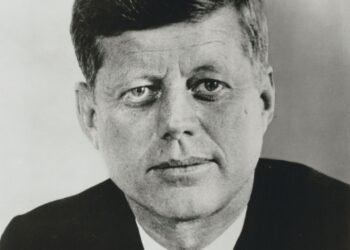 What did Kennedy say when sparing the turkey gifted to him on Thanksgiving in 1963?