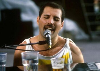 Freddie Mercury was born in which country?