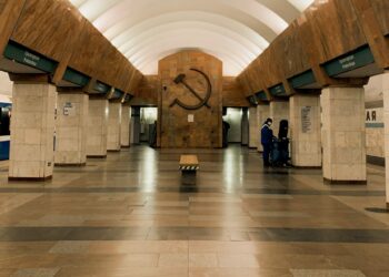 Which US politician engaged in a “kitchen debate” with Soviet leader Nikita Khrushchev?