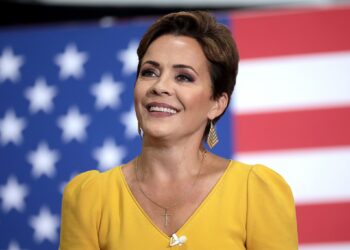 Should Trump Pick Kari Lake As His 2024 Running Mate?