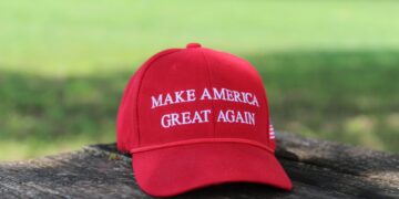 Can Another Republican Steal Trump’s MAGA Base From Him?