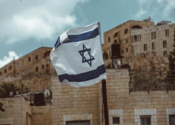 Should Biden Deploy Troops To Israel?