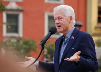 Do Hillary And Bill Clinton Belong In Jail?
