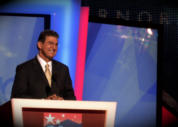 Joe Manchin Considering 2024 Presidential Run Can He Beat Trump?