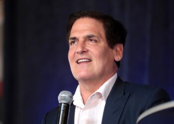 Mark Cuban Accused Trump Of Hiring Only Dumb Women, Is He Wrong?