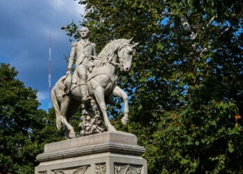 Is Trump As Great As George Washington?